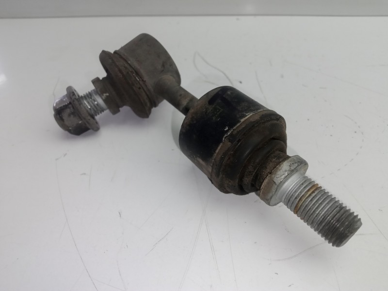 Recambio de bieleta estabilizadora trasera izquierda para hyundai ix35 1.7 crdi cat referencia OEM IAM   