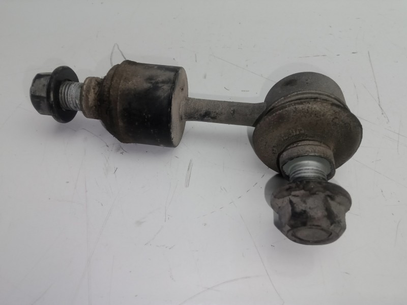 Recambio de bieleta estabilizadora trasera derecha para hyundai ix35 1.7 crdi cat referencia OEM IAM   