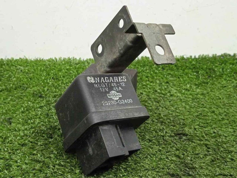 Recambio de caja precalentamiento para nissan terrano/terrano.ii (r20) 2.7 turbodiesel referencia OEM IAM 25230G2400  