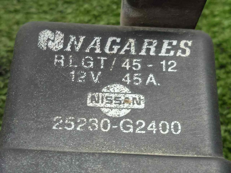 Recambio de caja precalentamiento para nissan terrano/terrano.ii (r20) 2.7 turbodiesel referencia OEM IAM 25230G2400  