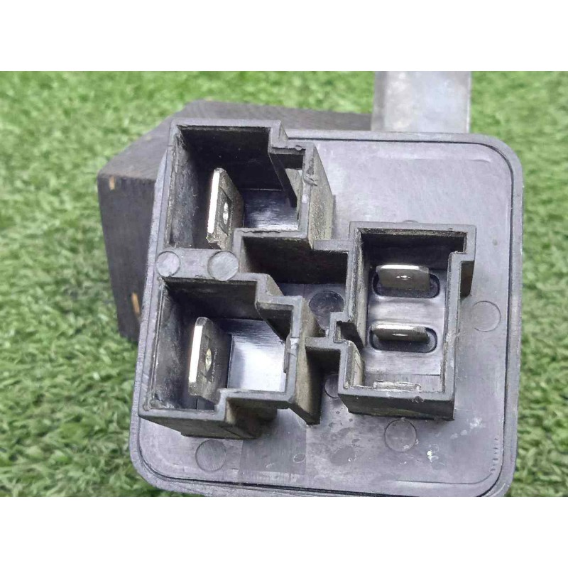 Recambio de caja precalentamiento para nissan terrano/terrano.ii (r20) 2.7 turbodiesel referencia OEM IAM 25230G2400  