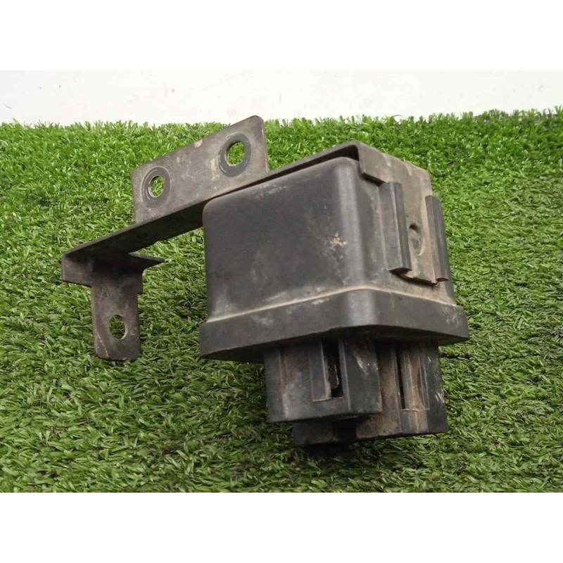 Recambio de caja precalentamiento para nissan terrano/terrano.ii (r20) 2.7 turbodiesel referencia OEM IAM 25230G2400  