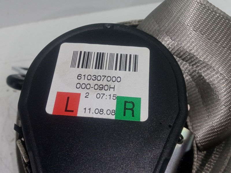Recambio de cinturon seguridad trasero central para audi a4 ber. (b8) 1.8 16v tfsi referencia OEM IAM 610307000  