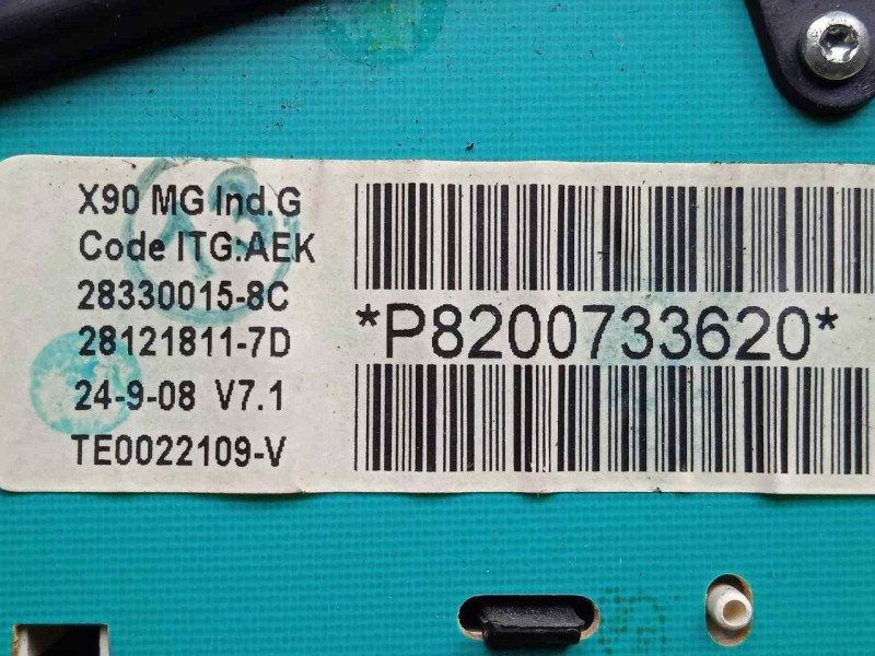 Recambio de cuadro instrumentos para dacia sandero 1.4 cat referencia OEM IAM 8200733620  