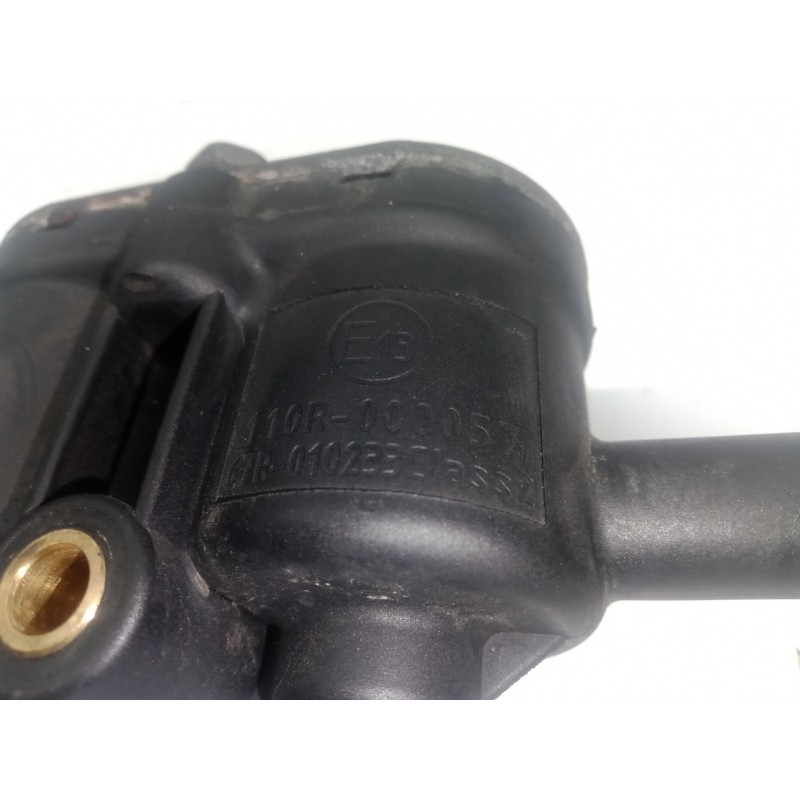 Recambio de inyector para dacia lodgy 1.6 cat referencia OEM IAM 175233919R-0A0074311-110R000057-67R010233  