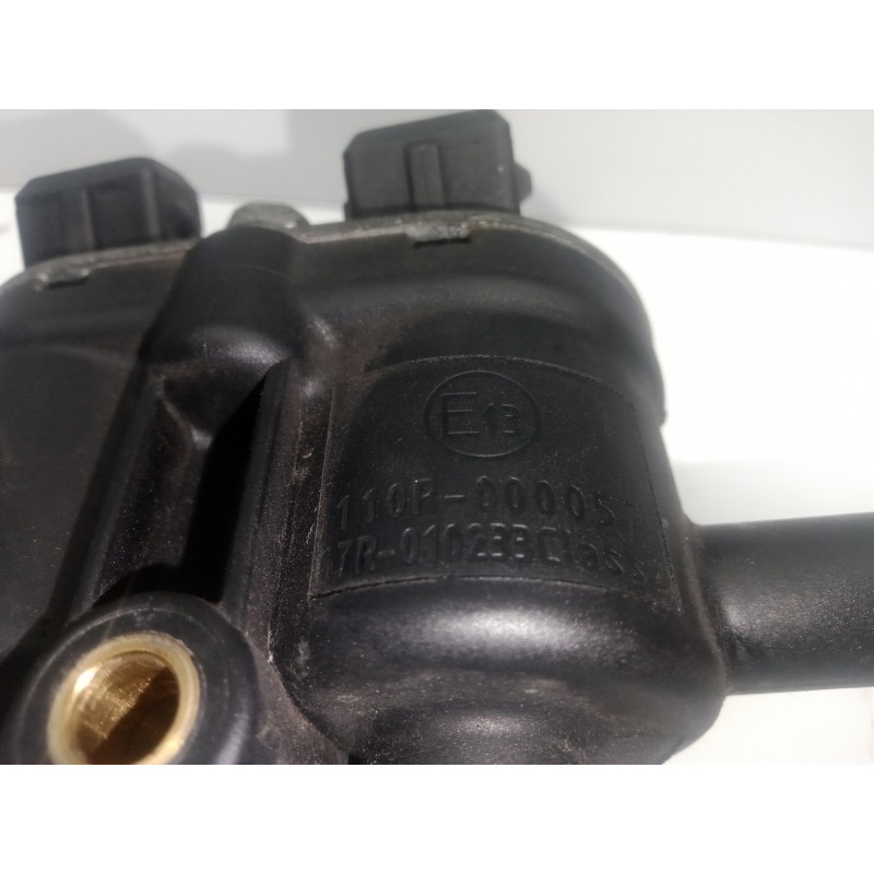 Recambio de inyector para dacia lodgy 1.6 cat referencia OEM IAM 110R000057-67R010233  