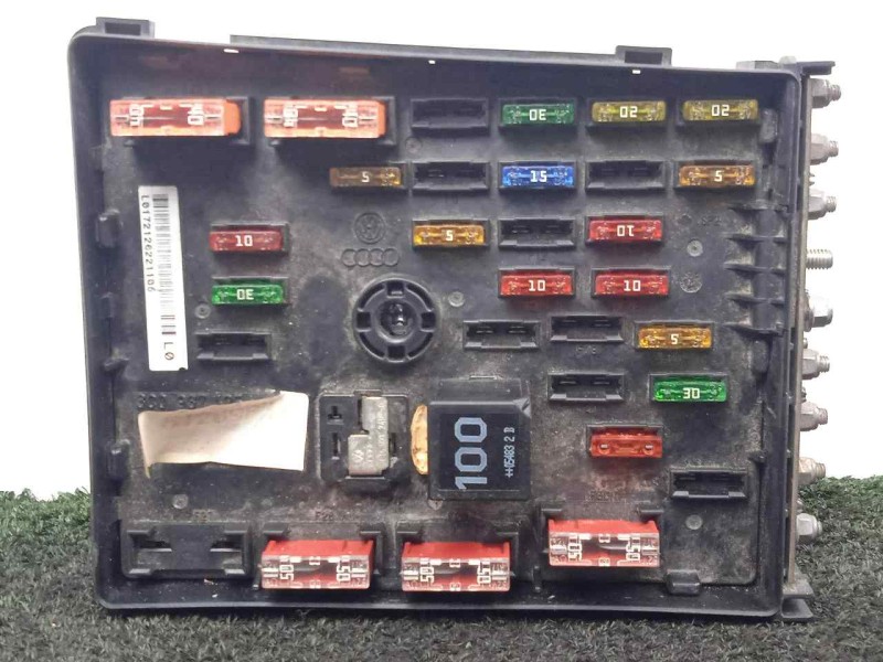 Recambio de caja reles / fusibles para volkswagen passat berlina (3c2) 2.0 tdi referencia OEM IAM 3C0937125  