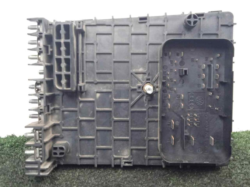 Recambio de caja reles / fusibles para volkswagen passat berlina (3c2) 2.0 tdi referencia OEM IAM 3C0937125  