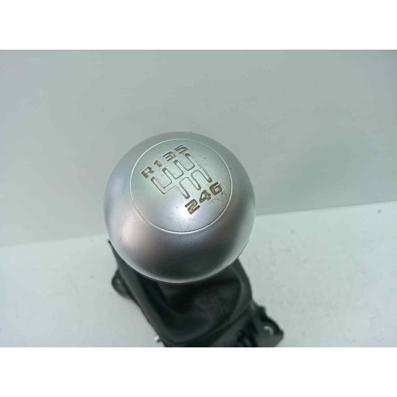 Recambio de palanca cambio para jeep renegade 1.0 t-gdi cat referencia OEM IAM P6UT52SLUAA MANUAL 6 VELOCIDADES