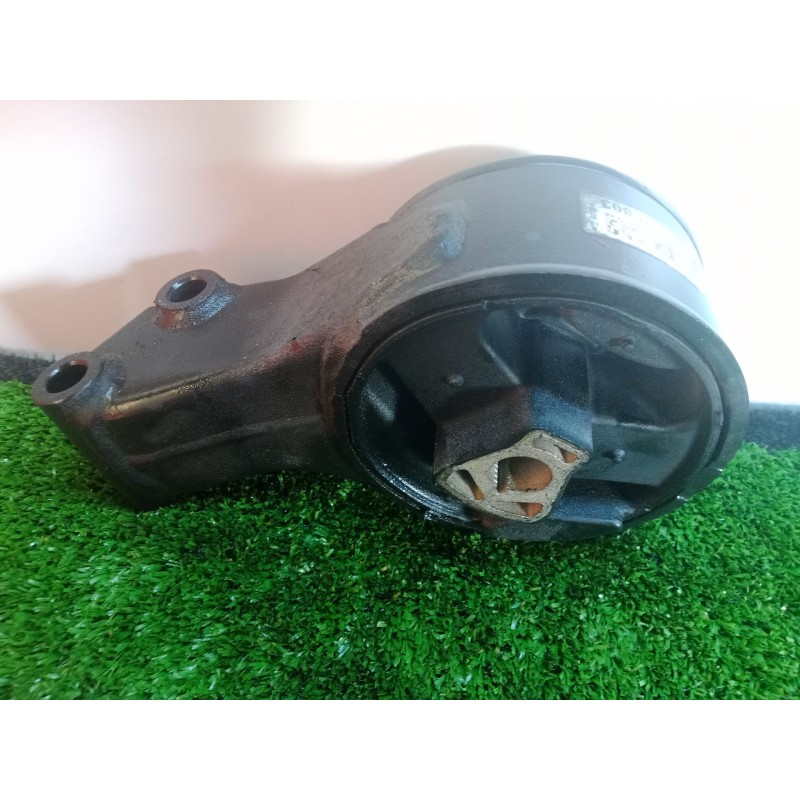 Recambio de soporte motor trasero para opel insignia berlina 2.0 cdti referencia OEM IAM 13228303  