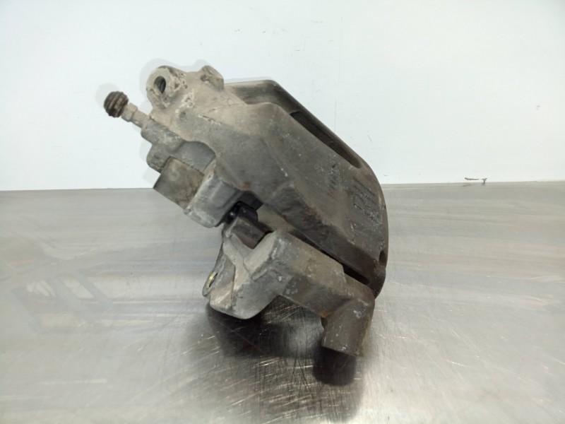 Recambio de pinza freno delantera derecha para ford focus berlina (cap) 1.8 tdci turbodiesel cat referencia OEM IAM 29981-814-81