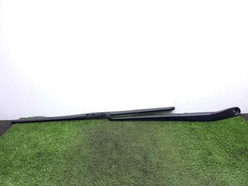 Recambio de brazo limpia delantero izquierdo para kia ceed 1.0 tgdi cat referencia OEM IAM 98311J7000  