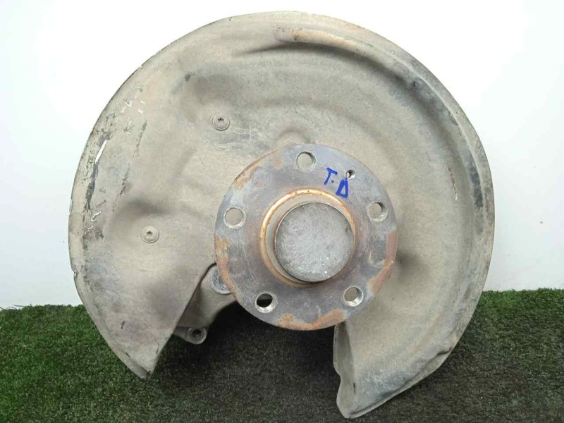 Recambio de mangueta trasera derecha para volkswagen passat berlina (3c2) 2.0 tdi referencia OEM IAM  5X112 ALUMINIO