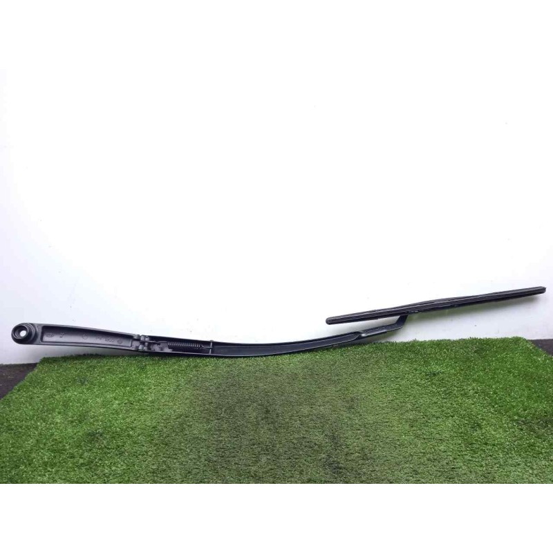 Recambio de brazo limpia delantero derecho para kia ceed 1.0 tgdi cat referencia OEM IAM 98321J7000  