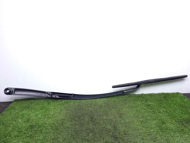 Recambio de brazo limpia delantero derecho para kia ceed 1.0 tgdi cat referencia OEM IAM 98321J7000  