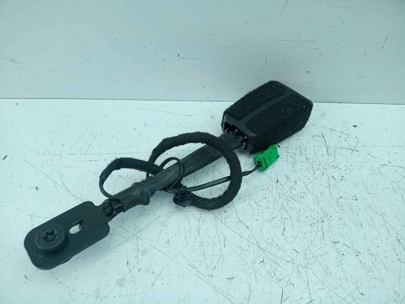 Recambio de enganche cinturon delantero derecho para jeep renegade 1.0 t-gdi cat referencia OEM IAM 34217844B-52040911  