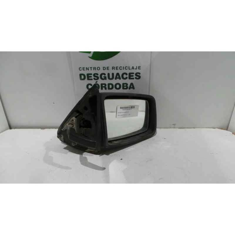 Recambio de retrovisor derecho para opel kadett e 1.6 referencia OEM IAM  MANUAL NEGRO PLASTICO