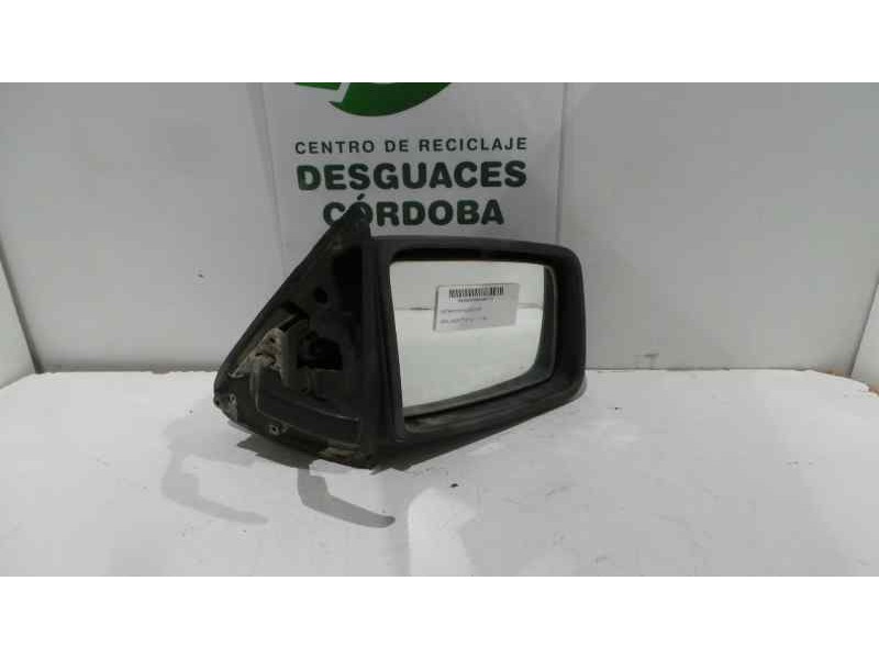 Recambio de retrovisor derecho para opel kadett e 1.6 referencia OEM IAM  MANUAL NEGRO PLASTICO