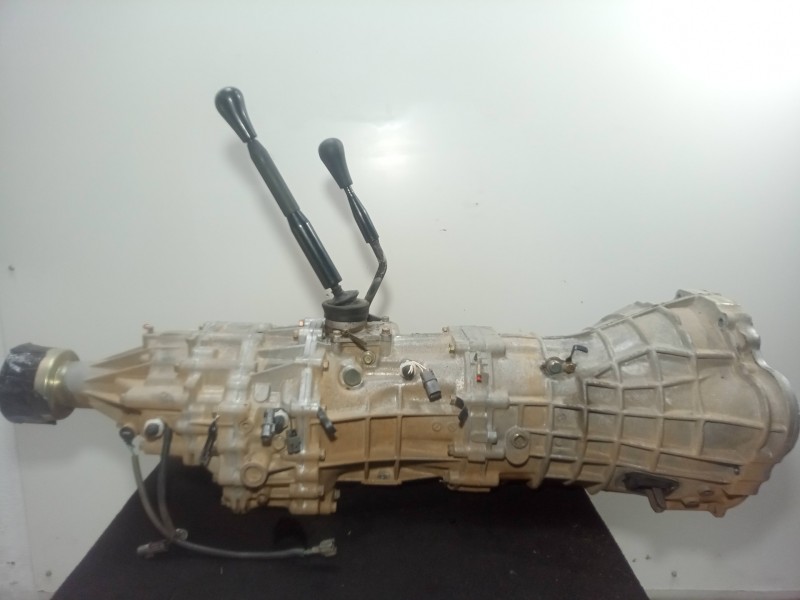 Recambio de caja cambios para nissan pick-up (d22) 2.5 turbodiesel referencia OEM IAM  5.VELOCIDADES MANUAL