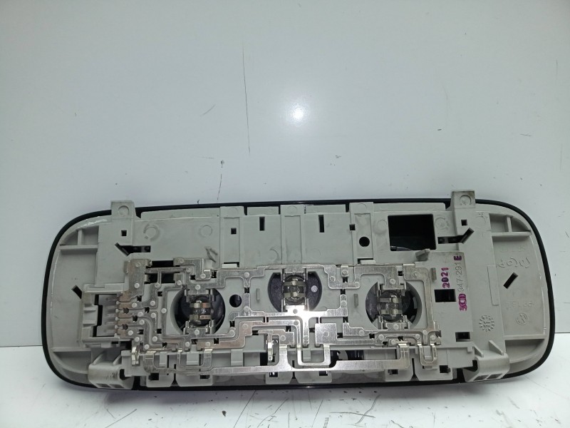 Recambio de luz interior para volkswagen passat cc (357) 2.0 tdi referencia OEM IAM   