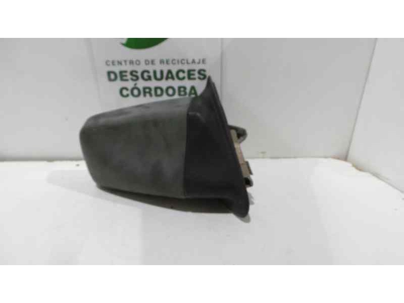 Recambio de retrovisor derecho para opel kadett e 1.6 referencia OEM IAM  MANUAL NEGRO PLASTICO