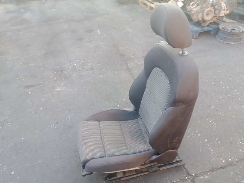 Recambio de asiento delantero derecho para audi a5 coupe (8t) 2.7 v6 24v tdi referencia OEM IAM  TELA 