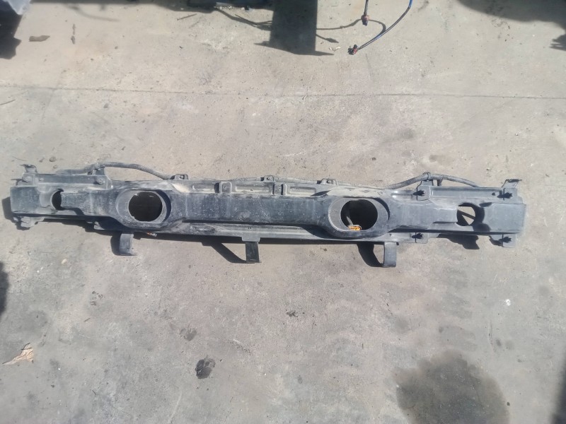 Recambio de refuerzo paragolpes trasero para hyundai ix35 1.7 crdi cat referencia OEM IAM   