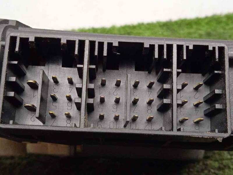 Recambio de motor elevalunas delantero derecho para seat ibiza (6l1) 1.9 sdi referencia OEM IAM 6Q2959801A  