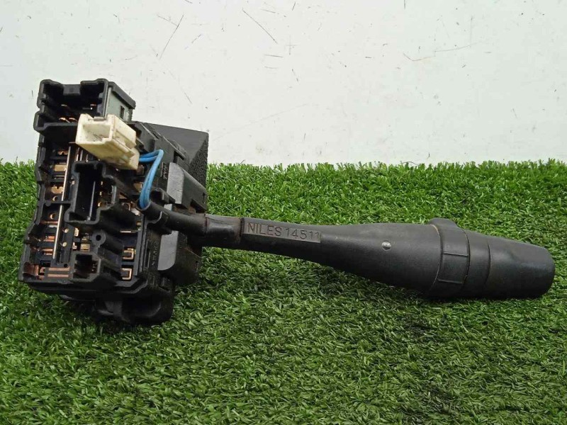 Recambio de mando luces para nissan pick-up (d22) 2.5 turbodiesel referencia OEM IAM SINREFERENCIA  