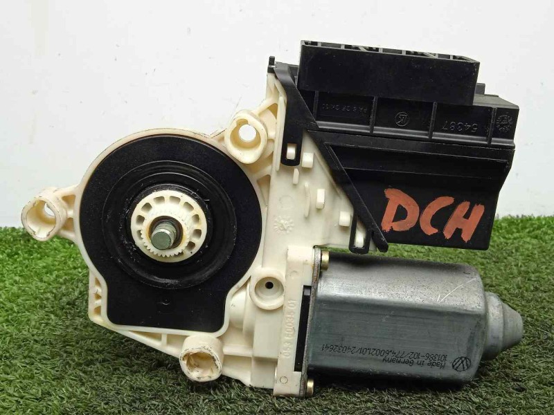 Recambio de motor elevalunas delantero derecho para seat ibiza (6l1) 1.9 sdi referencia OEM IAM 6Q2959801A  