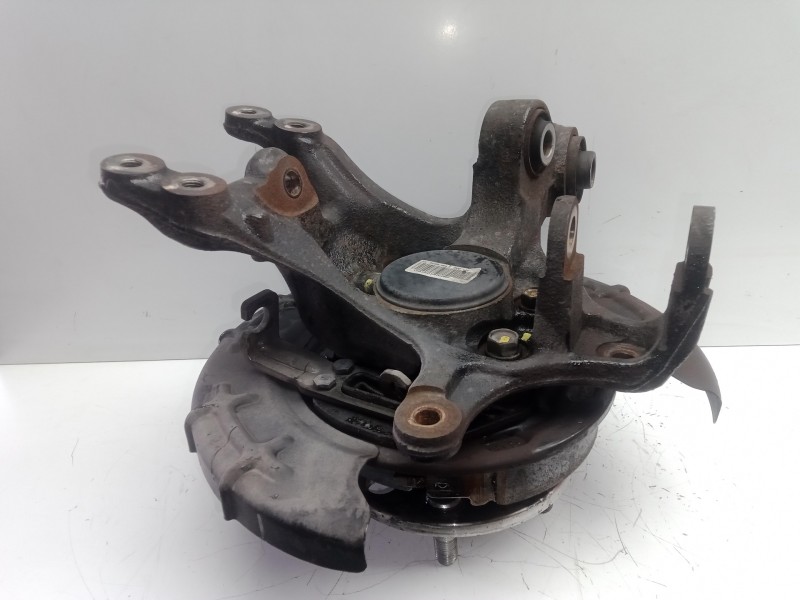 Recambio de mangueta trasera izquierda para hyundai ix35 1.7 crdi cat referencia OEM IAM  2WD - 4X2 - TRACCION DELANTERA 