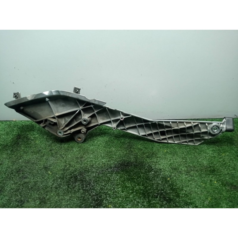 Recambio de posapie para bmw r 1200 rt/st referencia OEM IAM 46717675290-11043010 DERECHO K26 - 05-10