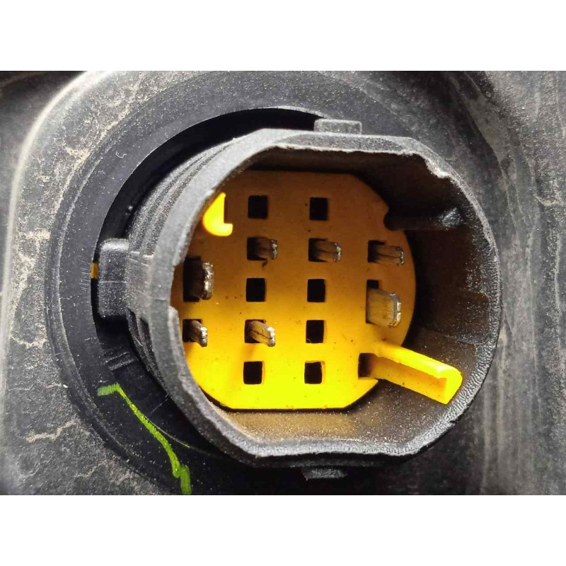 Recambio de faro derecho para fiat punto berlina (188) 1.2 cat referencia OEM IAM SINREFERENCIA 03-05 