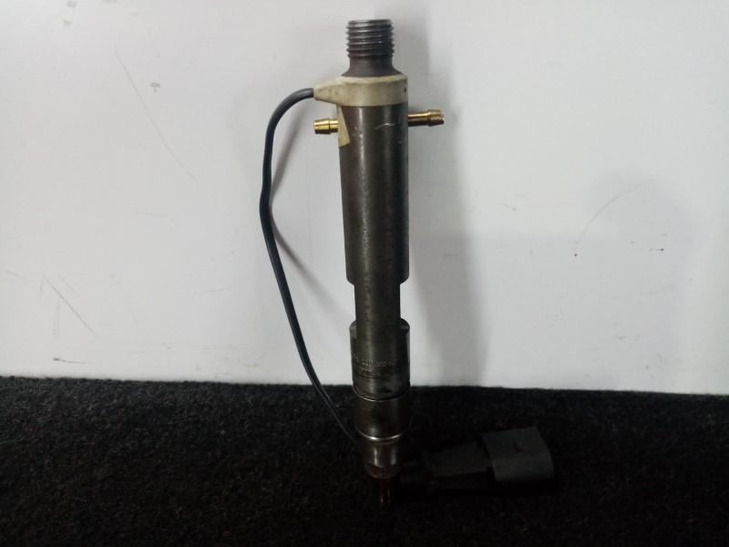 Recambio de inyector para seat ibiza (6l1) 1.9 sdi referencia OEM IAM 038130202C-0432193574  
