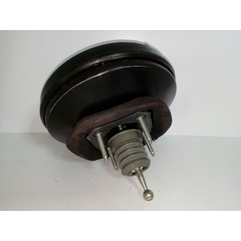 Recambio de servofreno para citroën c3 1.6 hdi fap referencia OEM IAM 0204051904-9682984780  BOSCH