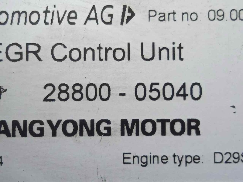 Recambio de centralita motor uce para ssangyong rexton 2.9 turbodiesel cat referencia OEM IAM 2880005040  