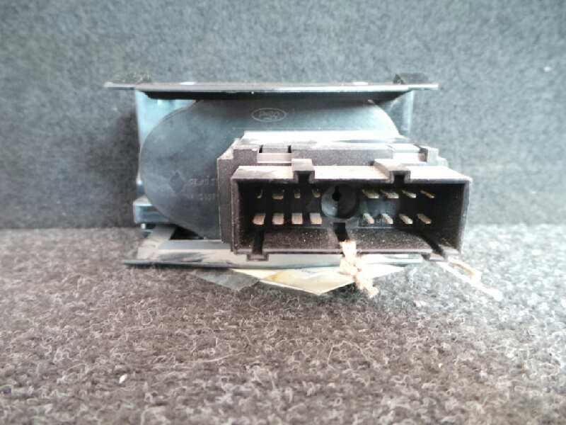 Recambio de interruptor luces para ford mondeo berlina (ge) 2.0 16v di td cat referencia OEM IAM 1S7T13A024BB-04052711-001003A  