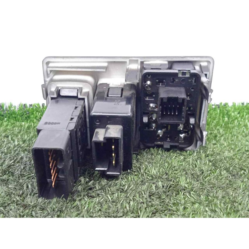 Recambio de mando retrovisor para ssangyong rexton 2.9 turbodiesel cat referencia OEM IAM 8530008000LAM  