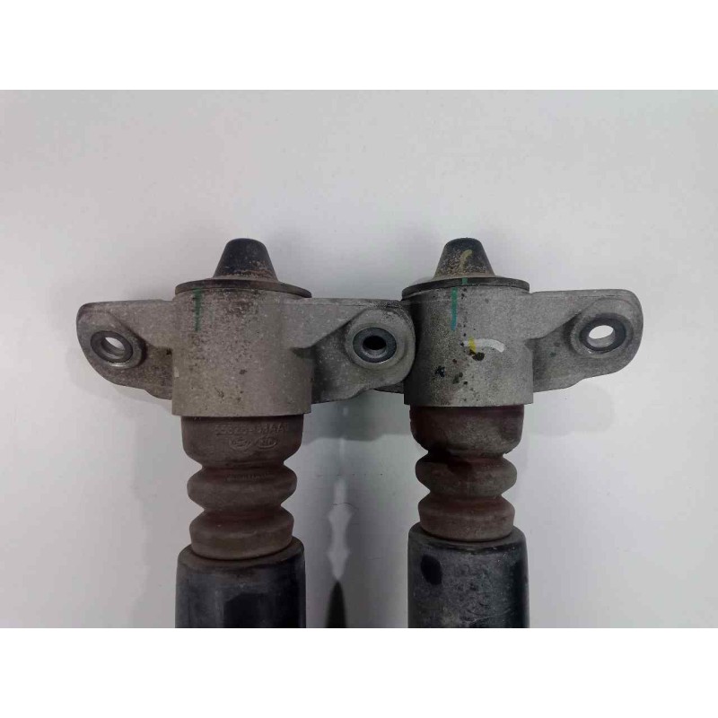 Recambio de juego amortiguadores trasero para kia ceed 1.0 tgdi cat referencia OEM IAM 55300J7000  