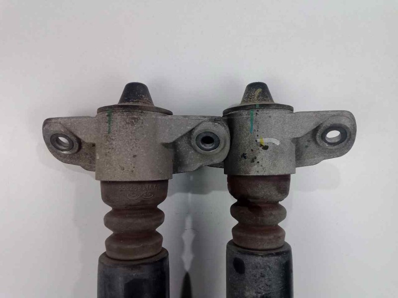 Recambio de juego amortiguadores trasero para kia ceed 1.0 tgdi cat referencia OEM IAM 55300J7000  