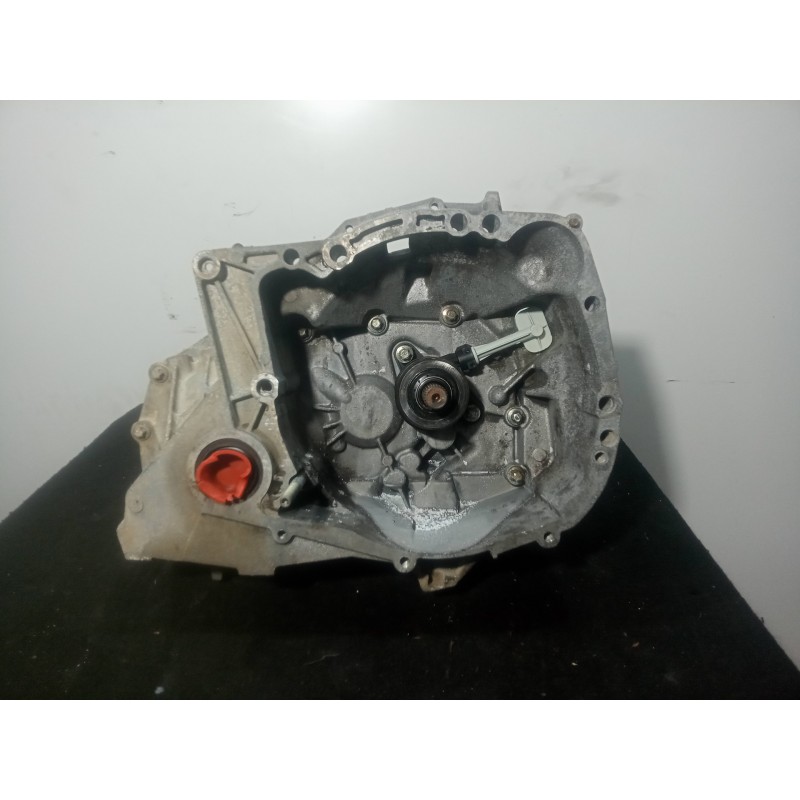 Recambio de caja cambios para renault clio iii 1.2 referencia OEM IAM JH3128 5 VELOCIDADES MANUAL