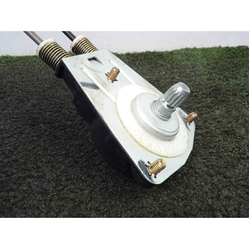 Recambio de elevalunas trasero izquierdo para kia sephia 1.8 cat referencia OEM IAM 0K20173560A MANUAL SIN USAR