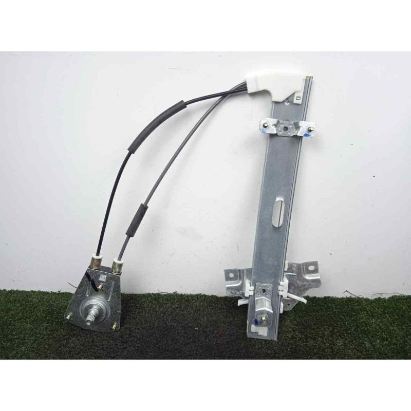 Recambio de elevalunas trasero derecho para kia shuma 1.8 cat referencia OEM IAM 0K2A172560B MANUAL SIN.USO