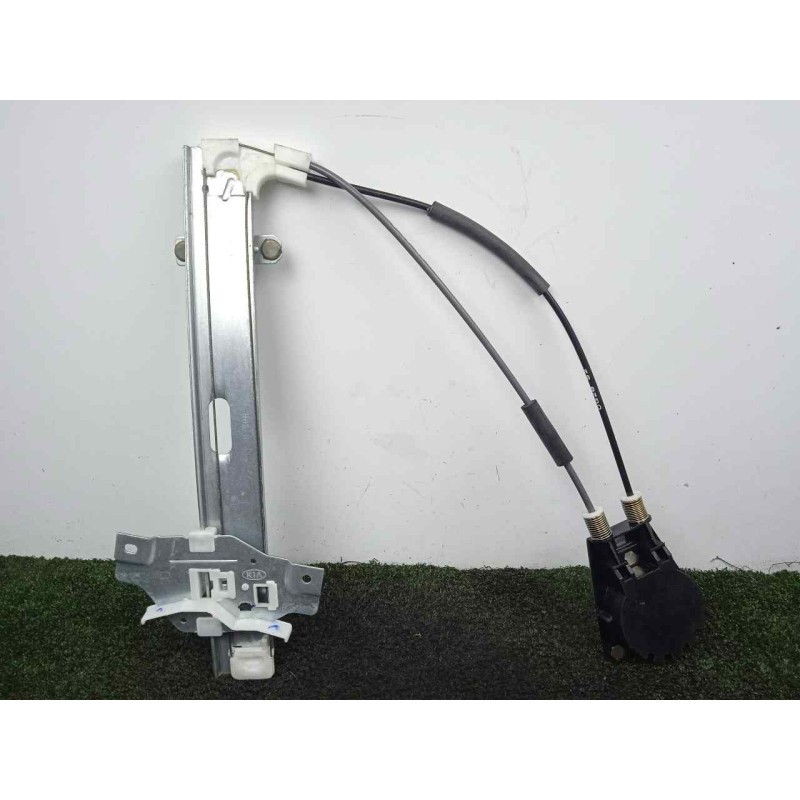 Recambio de elevalunas trasero derecho para kia shuma 1.8 cat referencia OEM IAM 0K2A172560B MANUAL SIN.USO