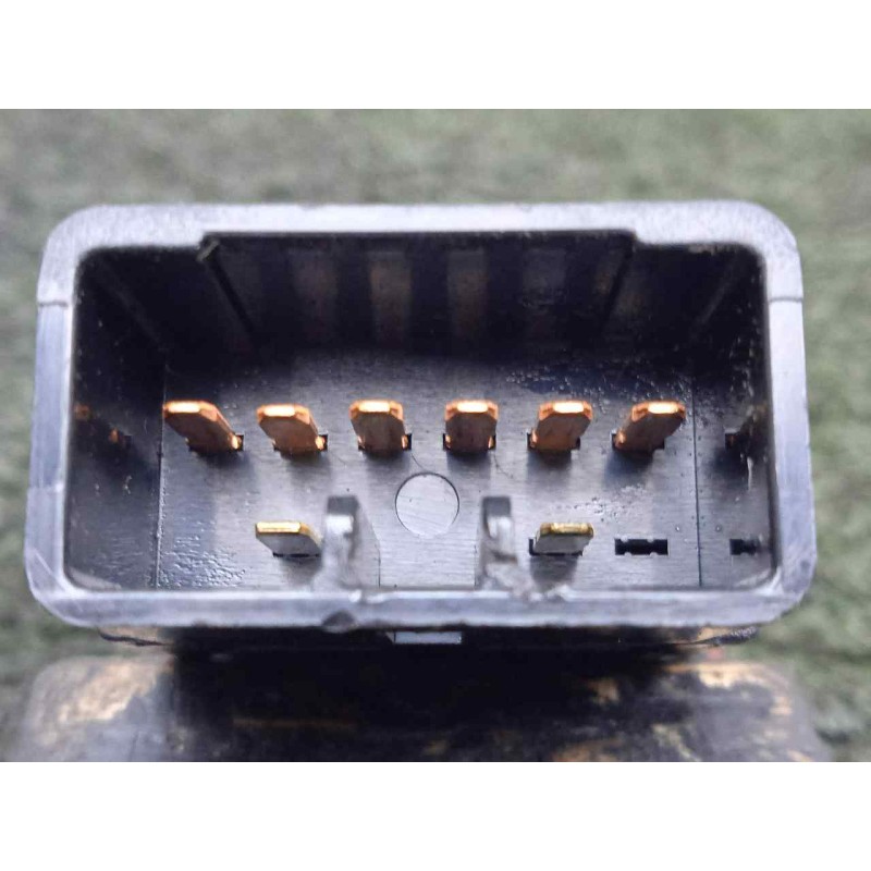 Recambio de warning para hyundai santa fe (bm) 2.2 crdi cat referencia OEM IAM 864W0140-864W0140G  