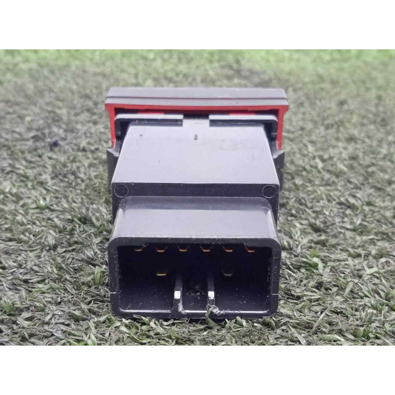 Recambio de warning para hyundai santa fe (bm) 2.2 crdi cat referencia OEM IAM 864W0140-864W0140G  