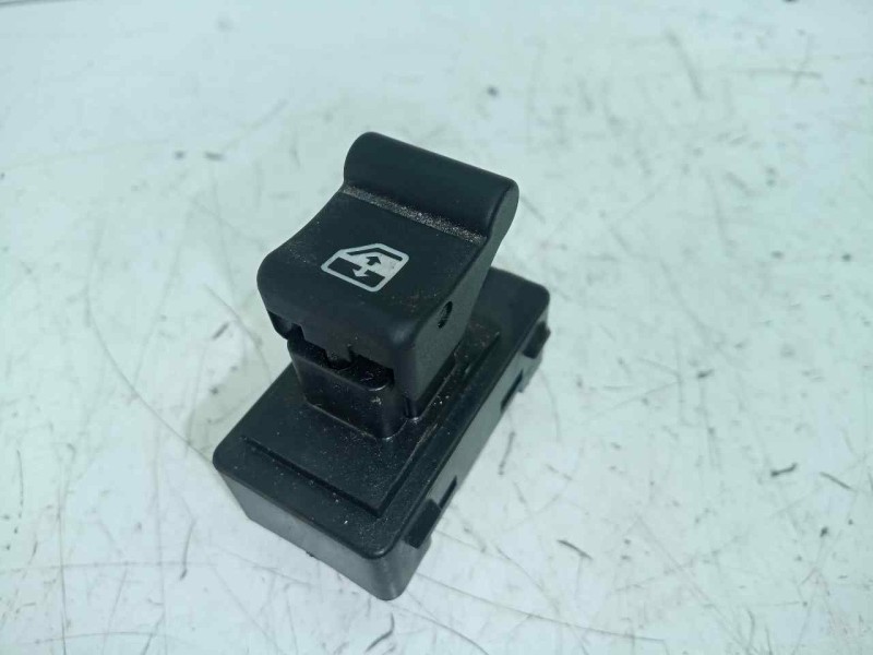 Recambio de mando elevalunas trasero izquierdo para jeep renegade 1.0 t-gdi cat referencia OEM IAM  4.PINES 