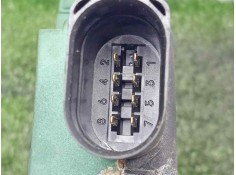 Recambio de cerradura puerta delantera izquierda para volkswagen bora berlina (1j2) 1.6 16v referencia OEM IAM  8.PINES CONECTOR 2