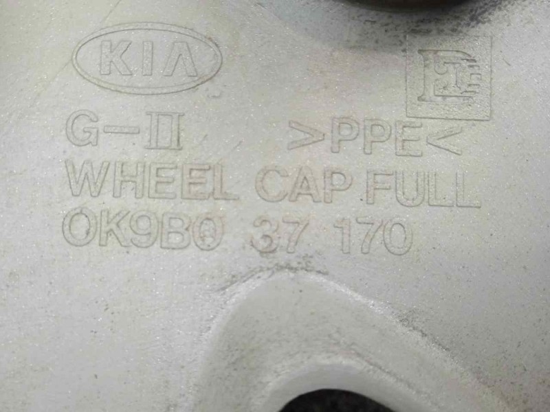 Recambio de tapacubos para kia rio 1.6 cat referencia OEM IAM 0K9B037170 R15 JUEGO 1