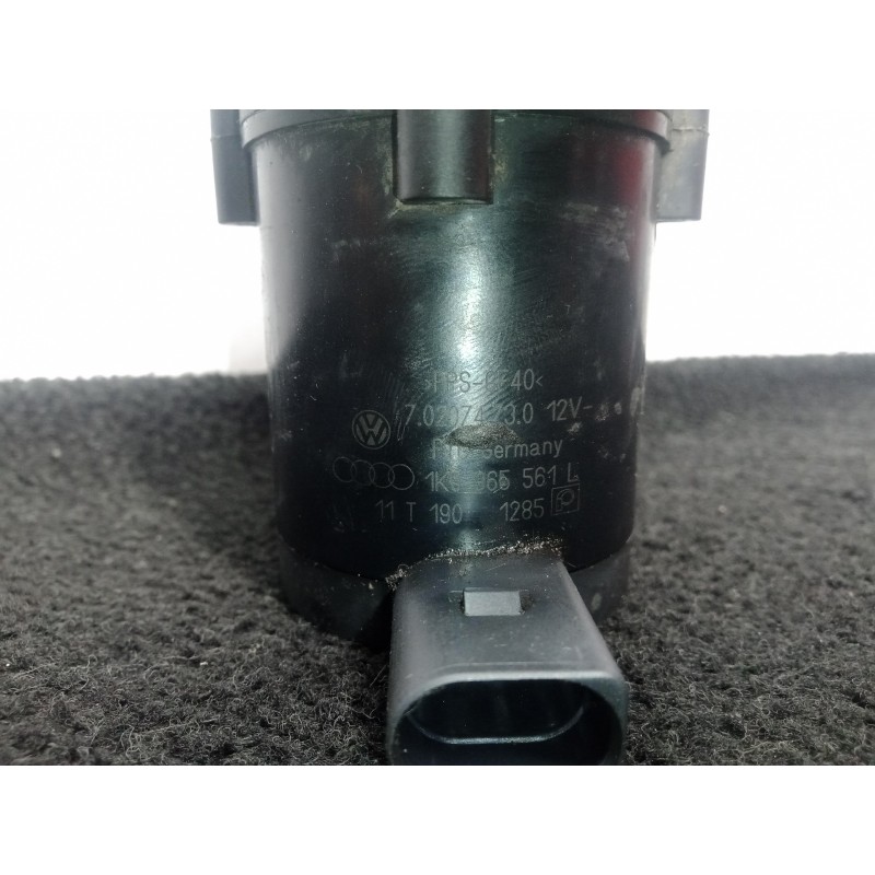 Recambio de bomba agua para seat leon (1p1) 1.2 tsi referencia OEM IAM 1K0965561L-702074730 2.PINES 